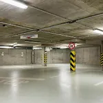 City Castle Apartments Free Parking